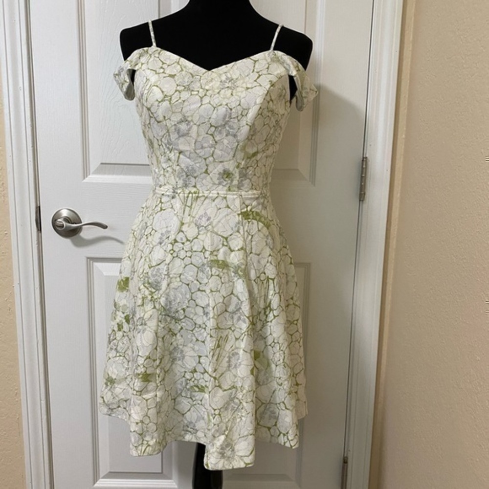 Spaghetti Straps Green/White Dress